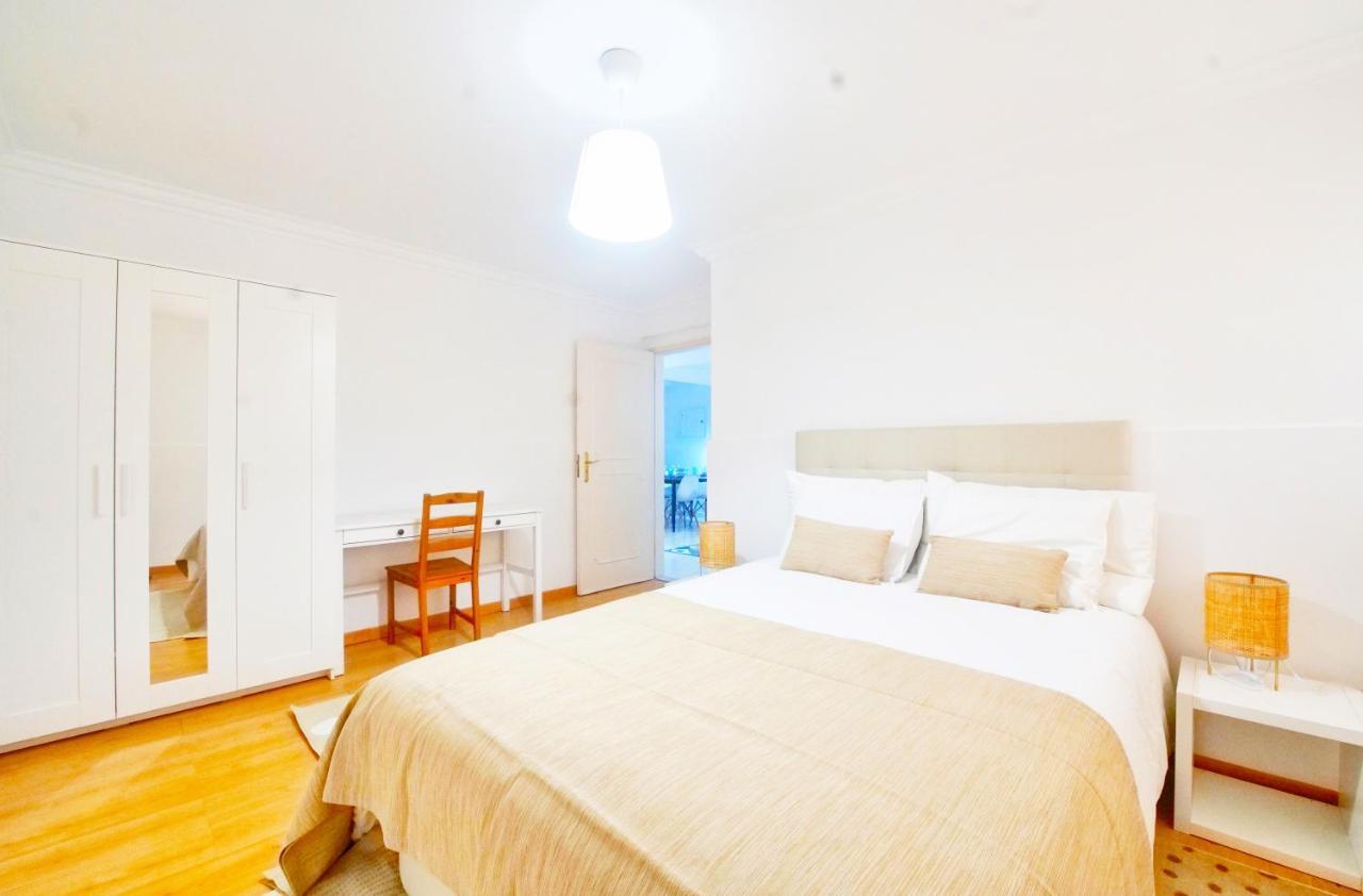 Happy Holiday Cascais - Parede Apartment Екстериор снимка